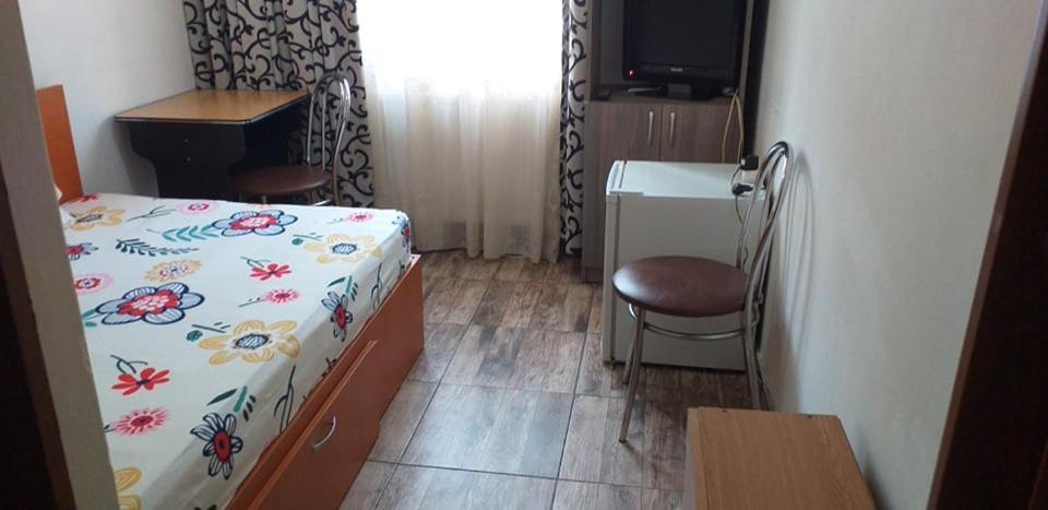 Garsoniera Apartman Bodzavásár Kültér fotó